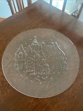 Holiday serving round platter